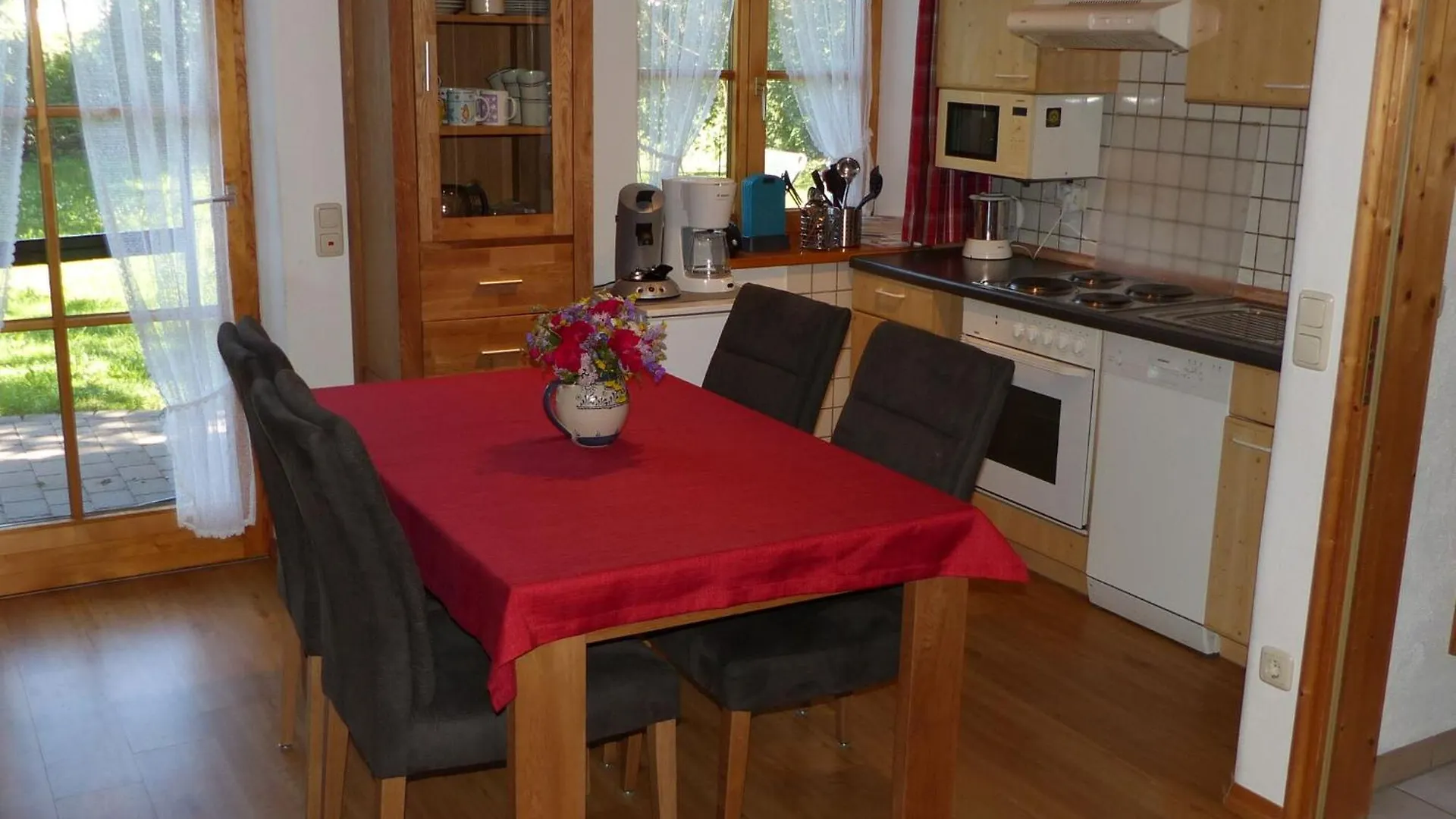 Spacious Apartment Near The Ski Area 슈타인가덴