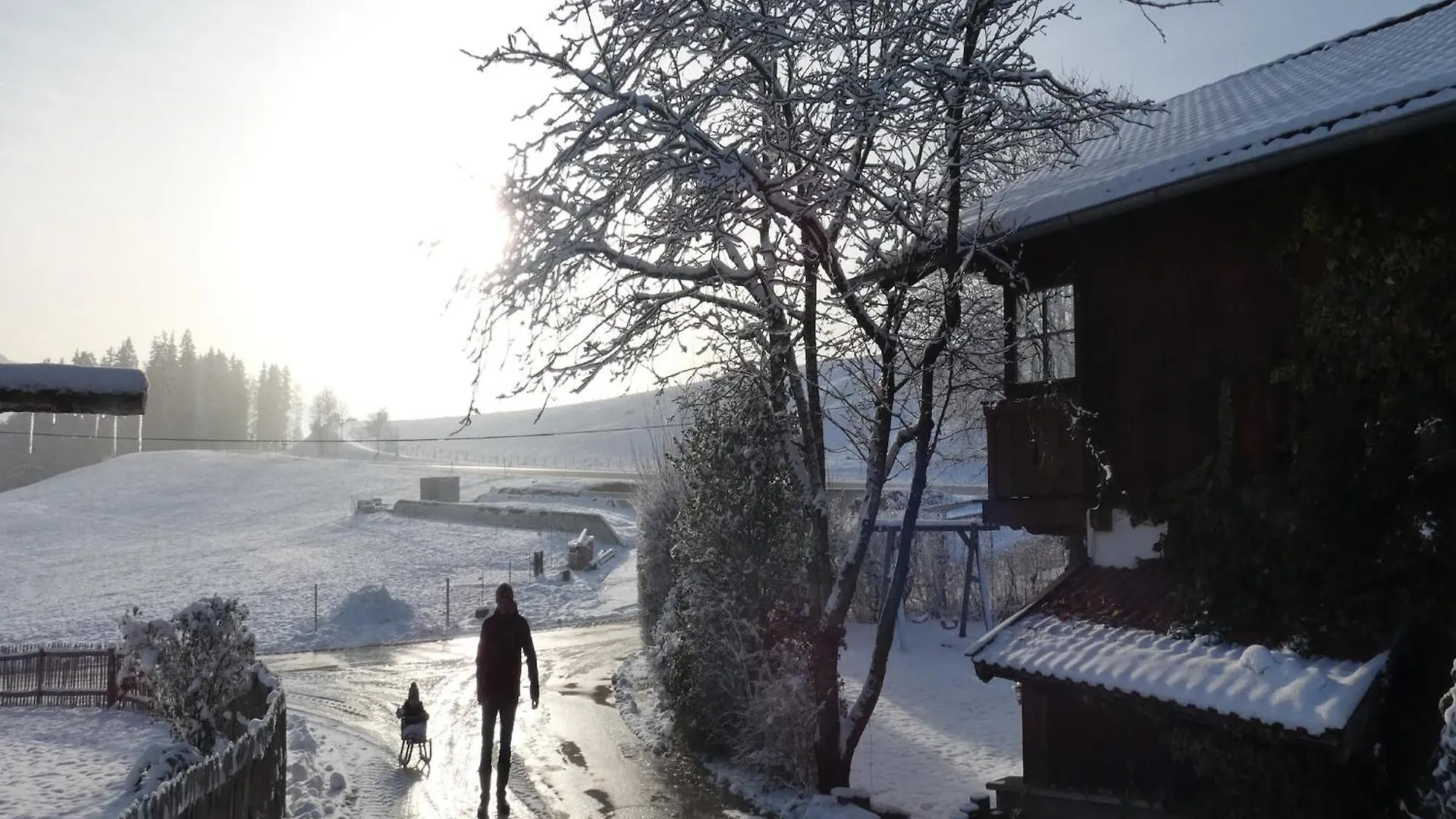 Spacious Apartment Near The Ski Area 슈타인가덴